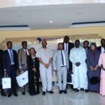 Le Soudan a rappelé son ambassadeur au Kenya après que Nairobi a accueilli des réunions impliquant les Forces de soutien rapide (RSF) et leurs alliés politiques. Qualifiant cette initiative de “geste hostile”, Khartoum accuse le Kenya de favoriser la création d’un gouvernement parallèle.